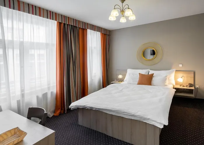 Otel 