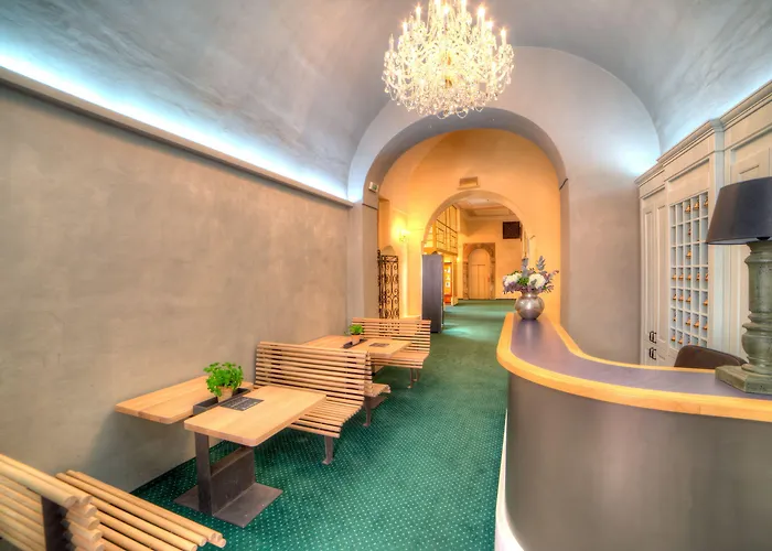 Otel 