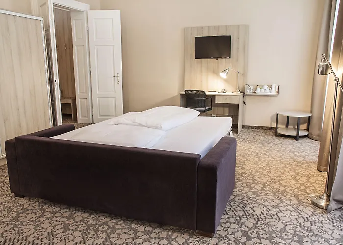 Otel 