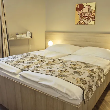 Palác U Kočků By Residences, Palace At The Cats Praga