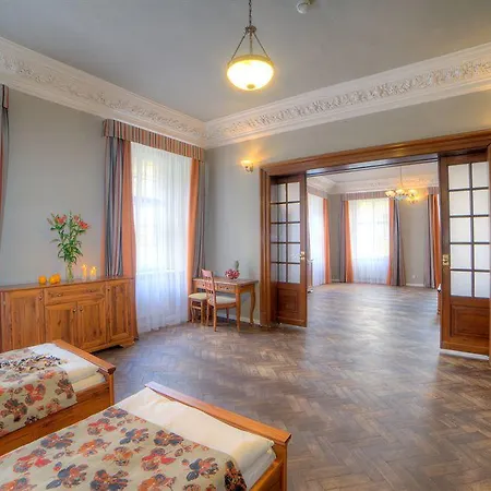 Palac U Kocku 3* Praga