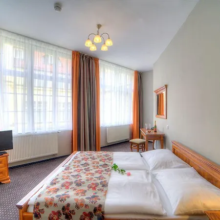 Palac U Kocku Hotel