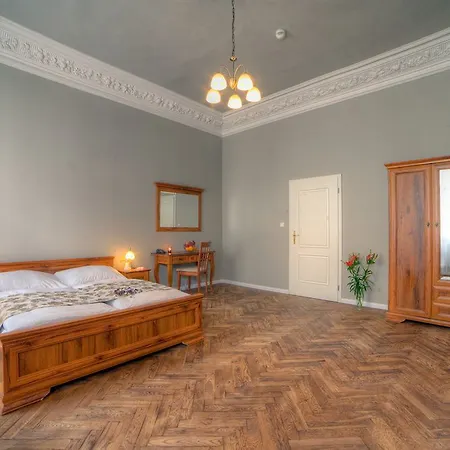 Palac U Kocku Praga