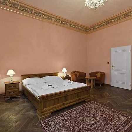 Palac U Kocku Praga
